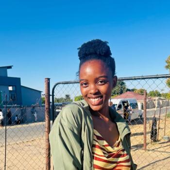 Nanny Pretoria: Luyanda Pearl 