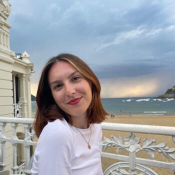Babysitter in Limoges: Clara