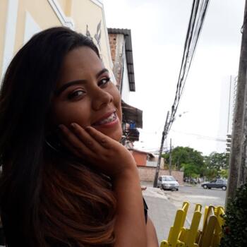 Babá em Recife: Isabele