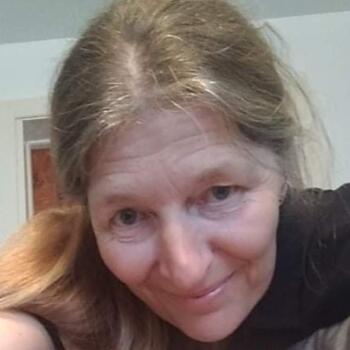 Babysitter in Laval: Michelle