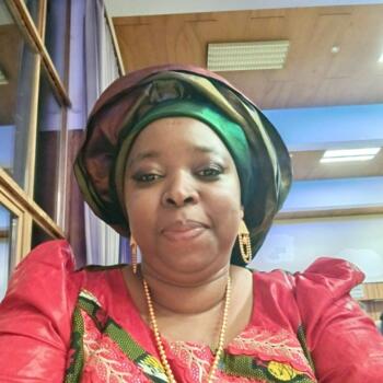 Babysitter in Mouscron: Arimatou