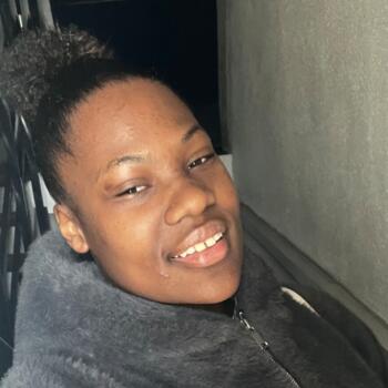 Babysitter in Baixa: Iara