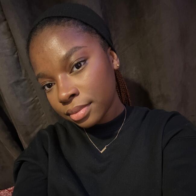 Babysitter in Vigneux-sur-Seine: Carmellia