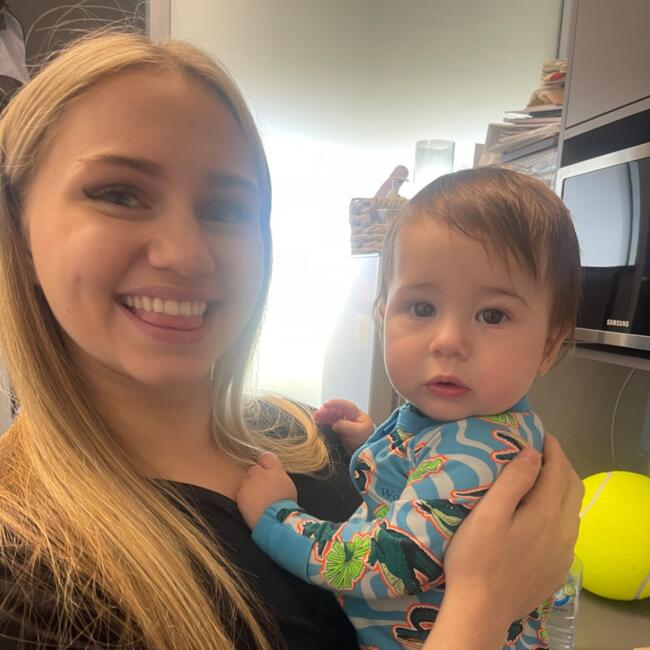 Babysitter in Brisbane: Crystal