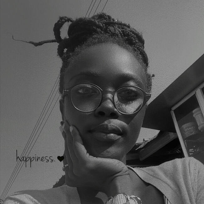 Babysitter in Accra: Monica