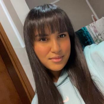 Babysitter Ferrara: Dounia