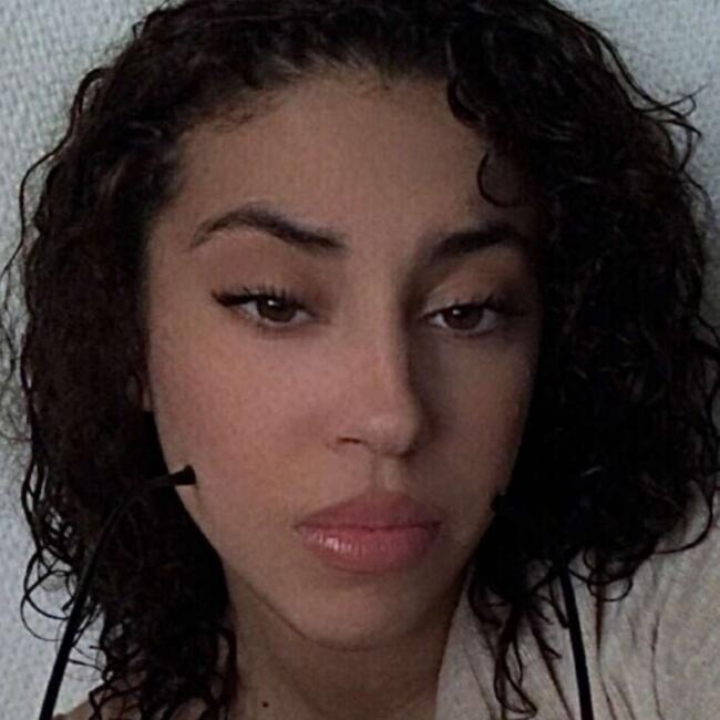 Nanny in La Courneuve: Mona