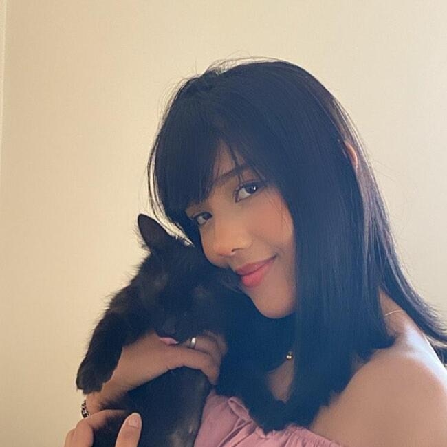 Babysitter in Americana: Alicia