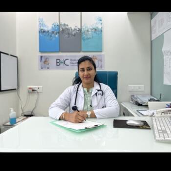 माता-पिता बम्बई: Namrata