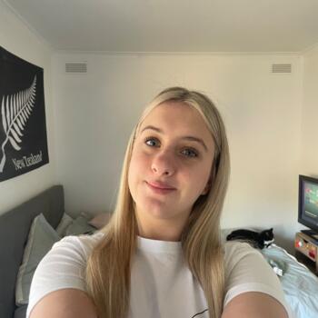 Babysitter Melbourne: Courtney