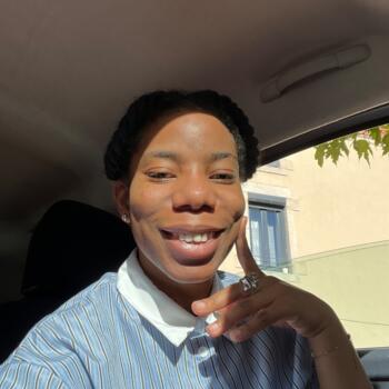 Job de garde d'enfants à Saint-Étienne: job de garde d'enfants Rolande