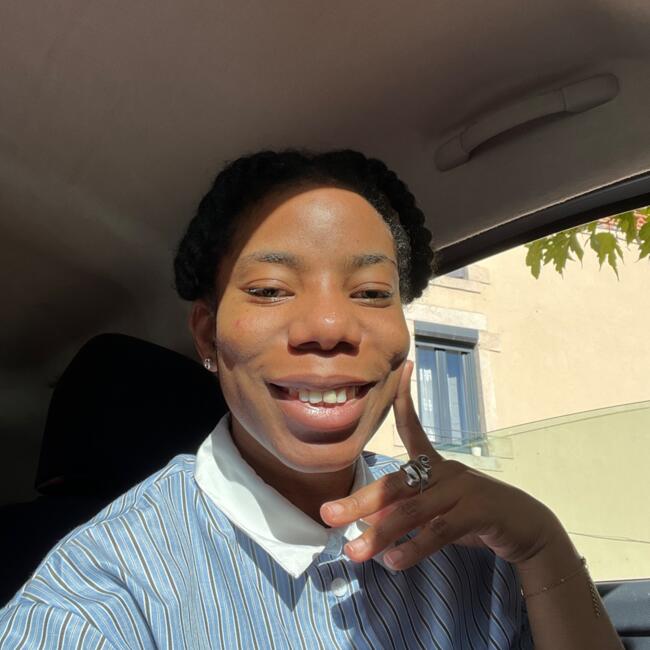 Job de garde d'enfants à Saint-Étienne: Rolande