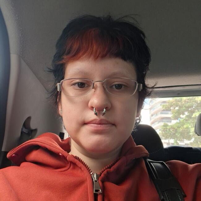 Babysitter in Belém: Jami