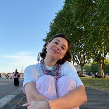 Babysitter Bordeaux: Albane