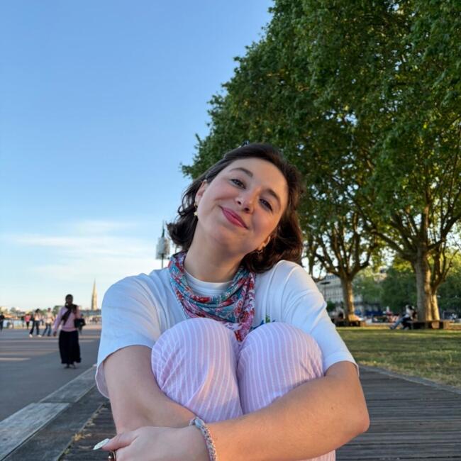 Babysitter in Bordeaux: Albane
