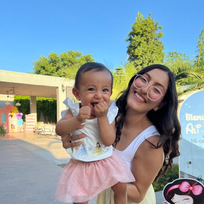 Babysitting job in La Paz: Fer