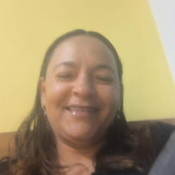 Babá em Santos: Deise