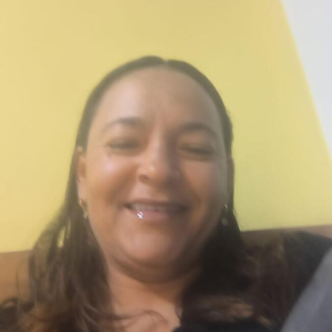 Babá em Santos: Deise