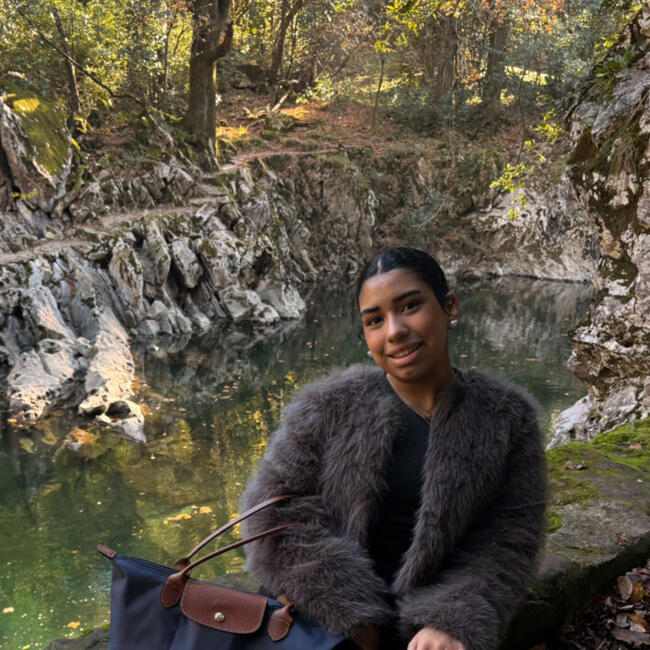 Babysitter in Bilbao: Camila