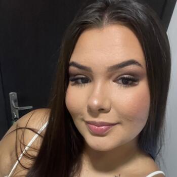 Babysitter in Criciúma: Luana