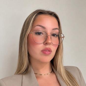 Babysitter in Almada: Carlota