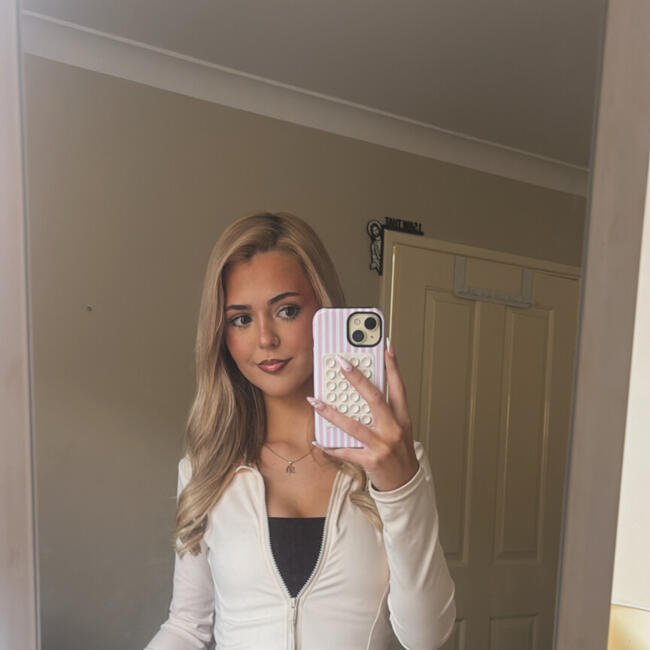 Babysitter in Perth: Darcy