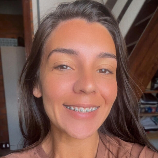 Babysitter in Florianópolis: Kelly