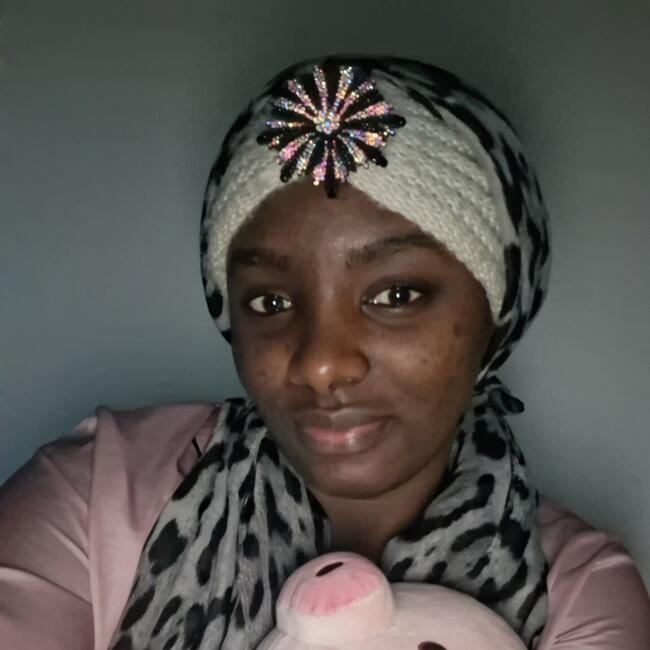 Babysitter in Vénissieux: Khady