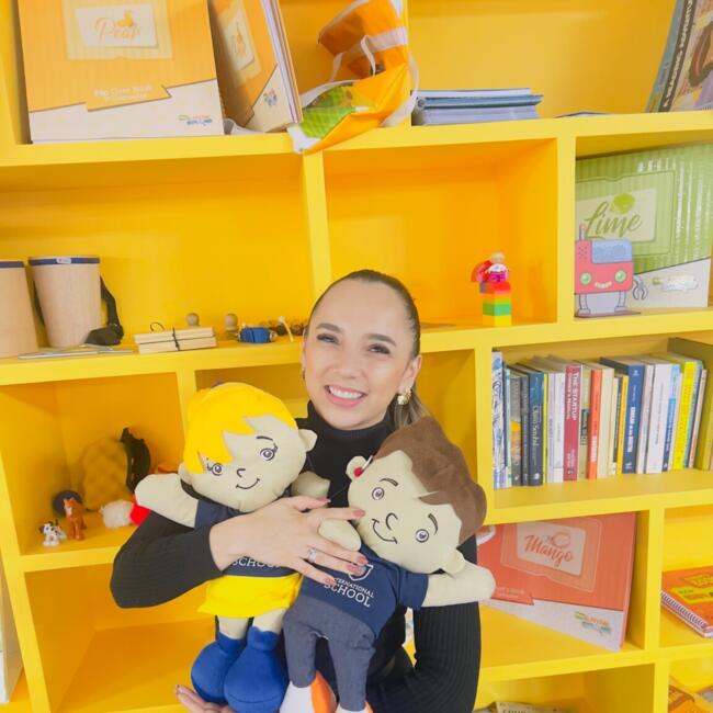 Babysitter in Campinas: Thais