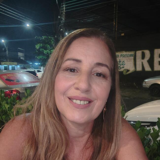 Babysitter in Nova Iguaçu: Carla