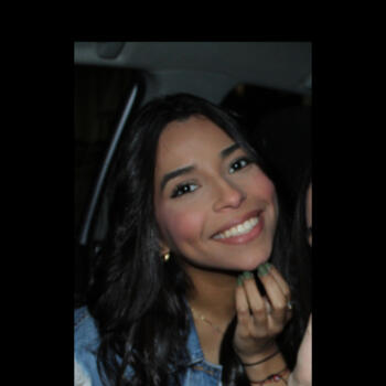 Babysitter Doral: Isabela