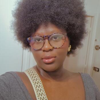 Babysitter in Évry: Marie noelle