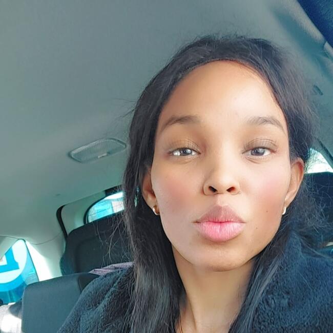 Babysitter in Poissy: Larissa