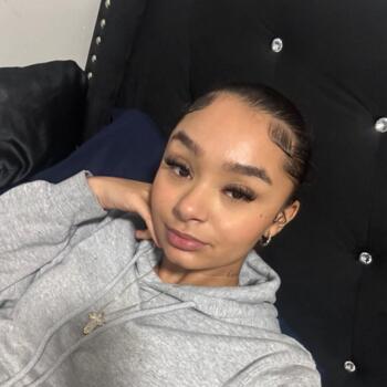 Babysitter in Newark (Delaware): Giavonna