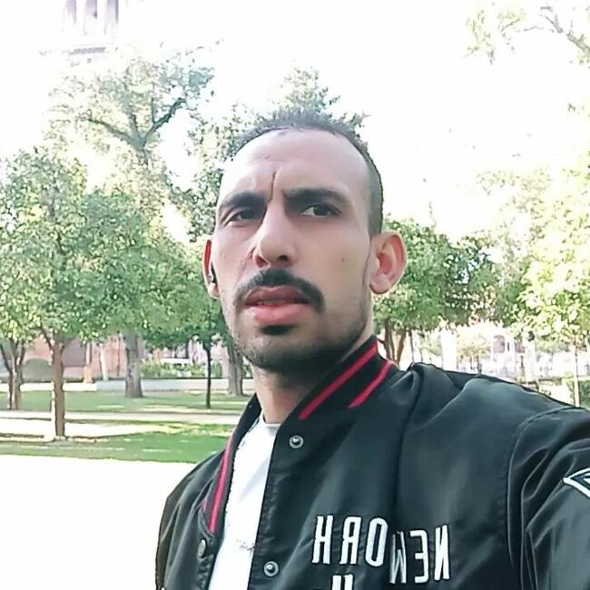 Babysitter in Seville: Toufik