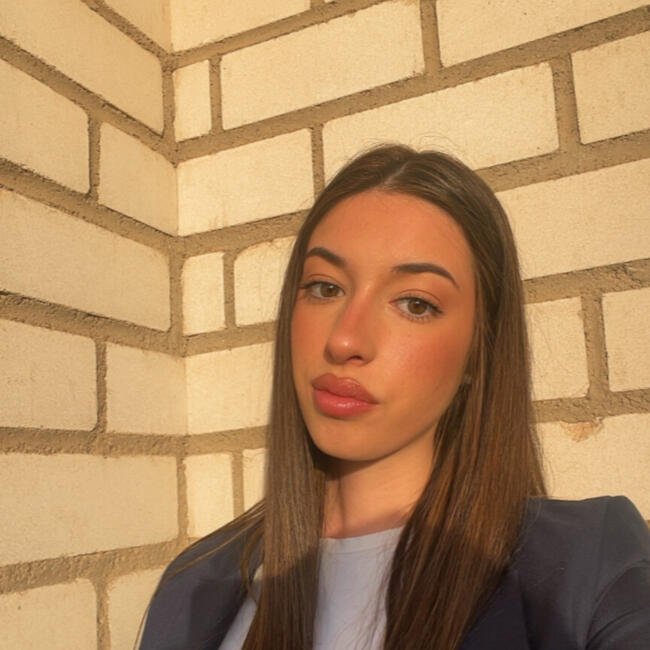 Nanny in Granada: Laura