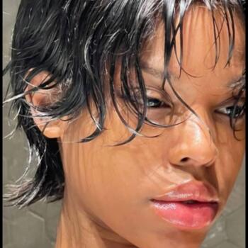 Babysitter in Khobar: Mezo