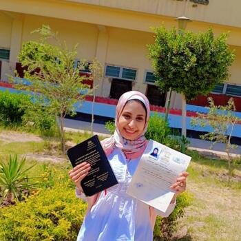 Babysitter in Jeddah: Mona