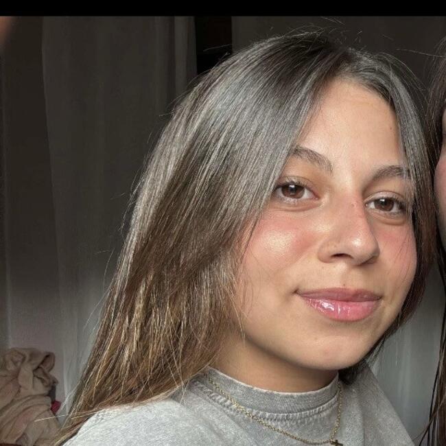 Babysitter in Bastia: Giulia