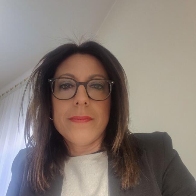 Babysitter in Syracuse: Marilena