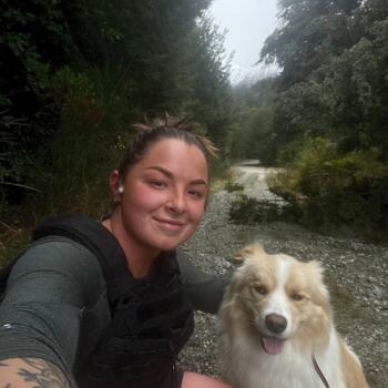 Babysitter in Queenstown: Daynarose