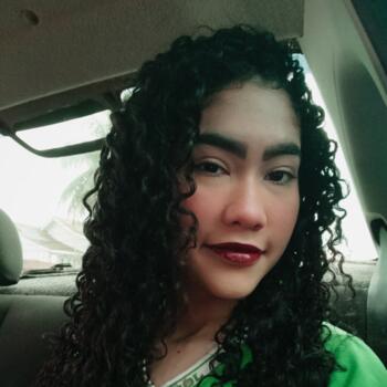 Babysitter Rio Branco: Evellyn