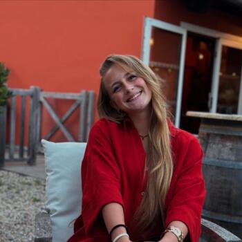 Babysitter Saint-Rustice: Lycia