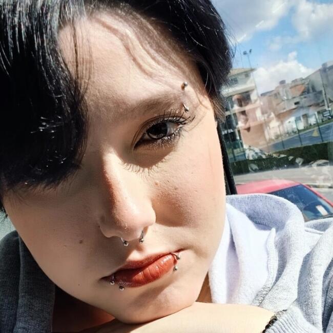 Babysitter in Balneário Camboriú: Haru