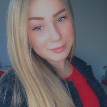 Babysitter in Billy-Montigny: Laura