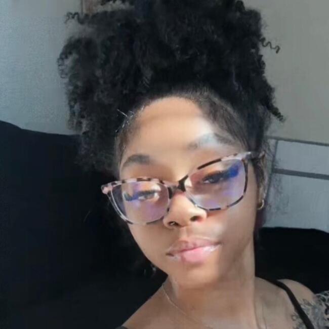 Babysitter in Fresno (Texas): Madison