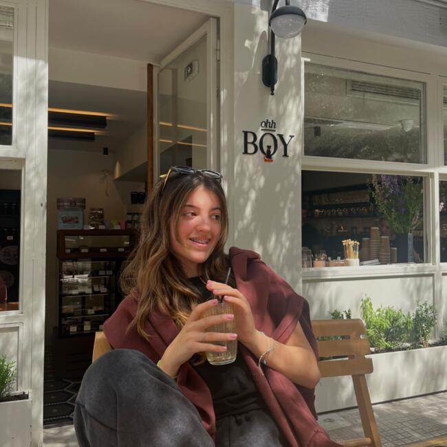 Babysitter in Zografos: Ελενα