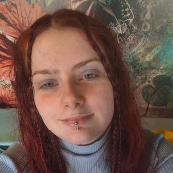 Babysitter in Waterlooville: Nephilim