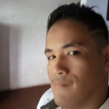 Babysitter in Houston Heights: Juan Felipe