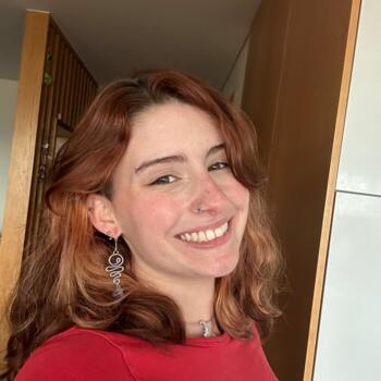 Babysitter in Braga: Julia